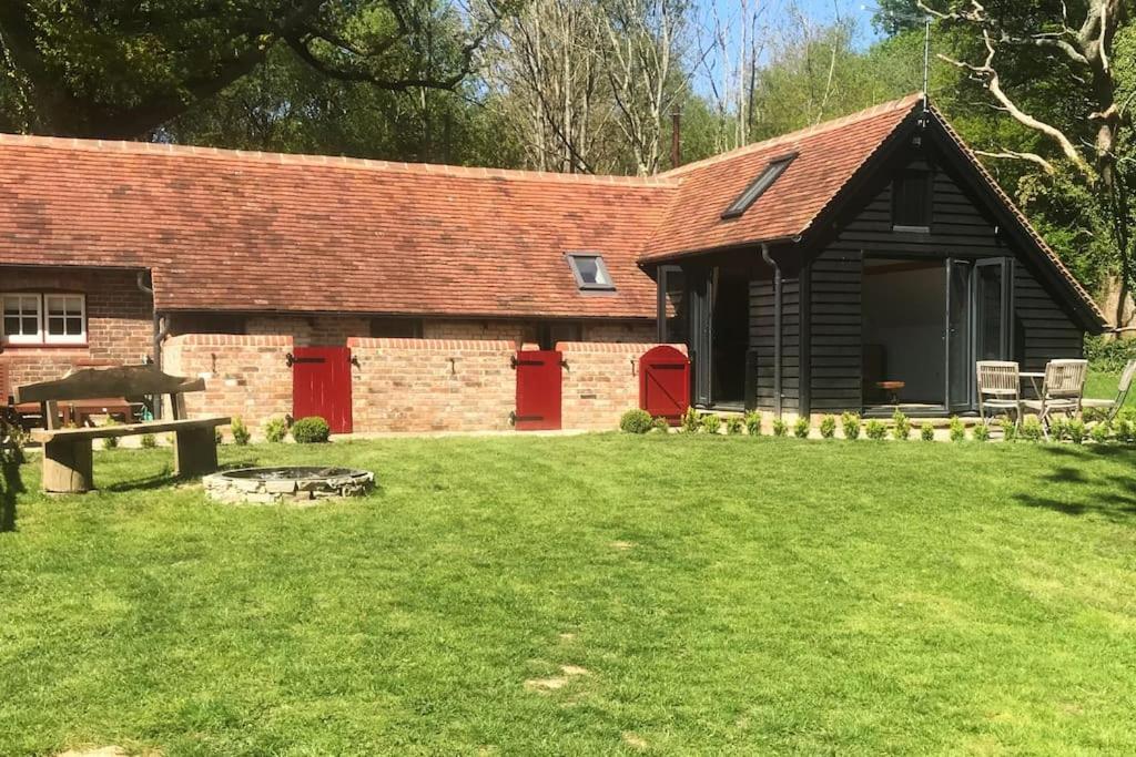 The Piggery Villa Cowfold Eksteriør bilde