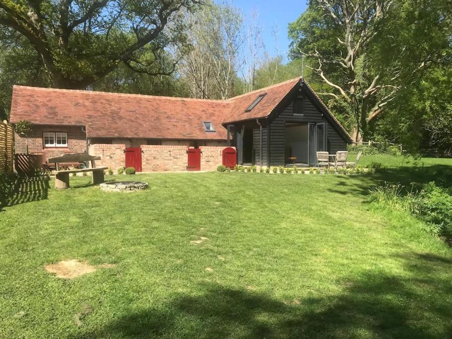 The Piggery Villa Cowfold Eksteriør bilde